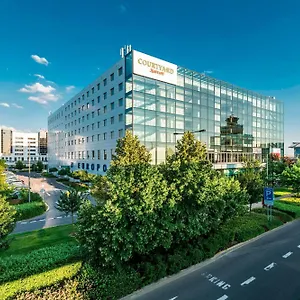 Courtyard By Marriott Airport 4*, Prag Çek Cumhuriyeti