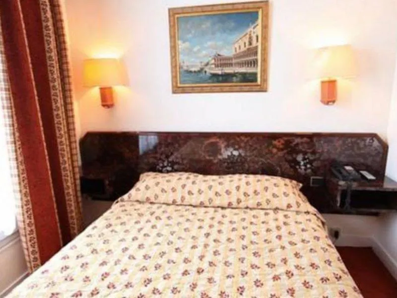 Hotel De Venise Paris 2*,  Fransa