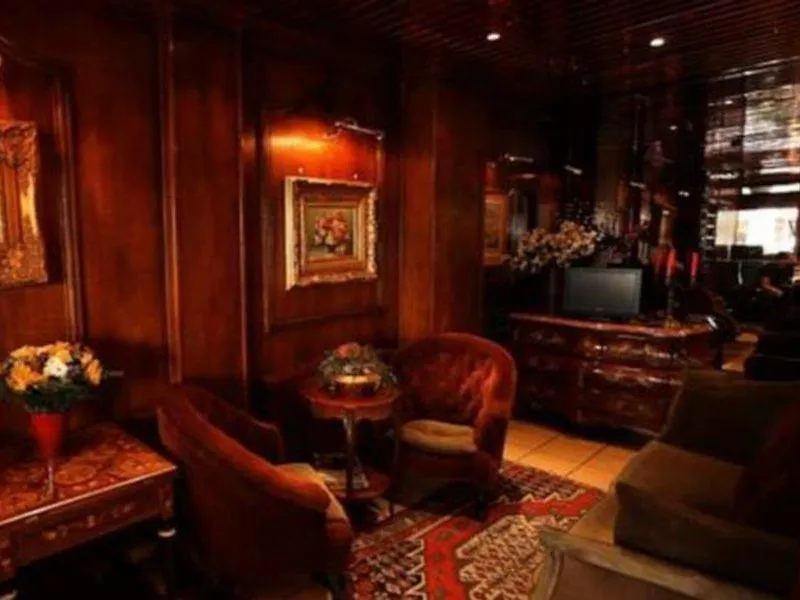 **  Hotel De Venise Paris Fransa